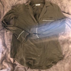 Equipment olive silk shirt